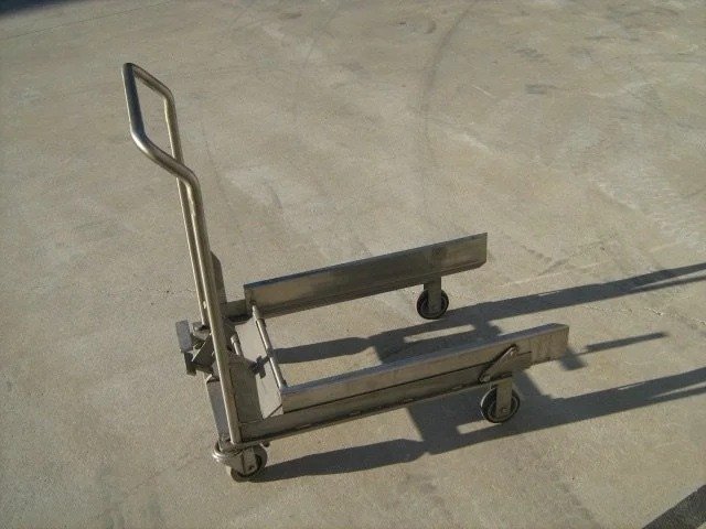 Fishmongers-Lift-trolley